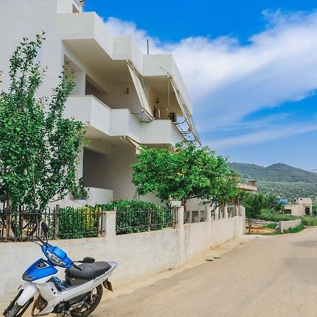 Vila Fredi Ksamil Exterior foto