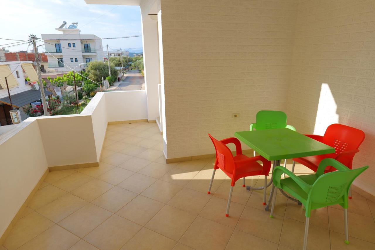 Vila Fredi Ksamil Exterior foto