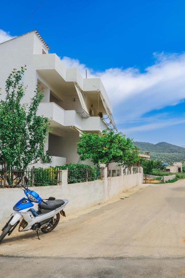 Vila Fredi Ksamil Exterior foto
