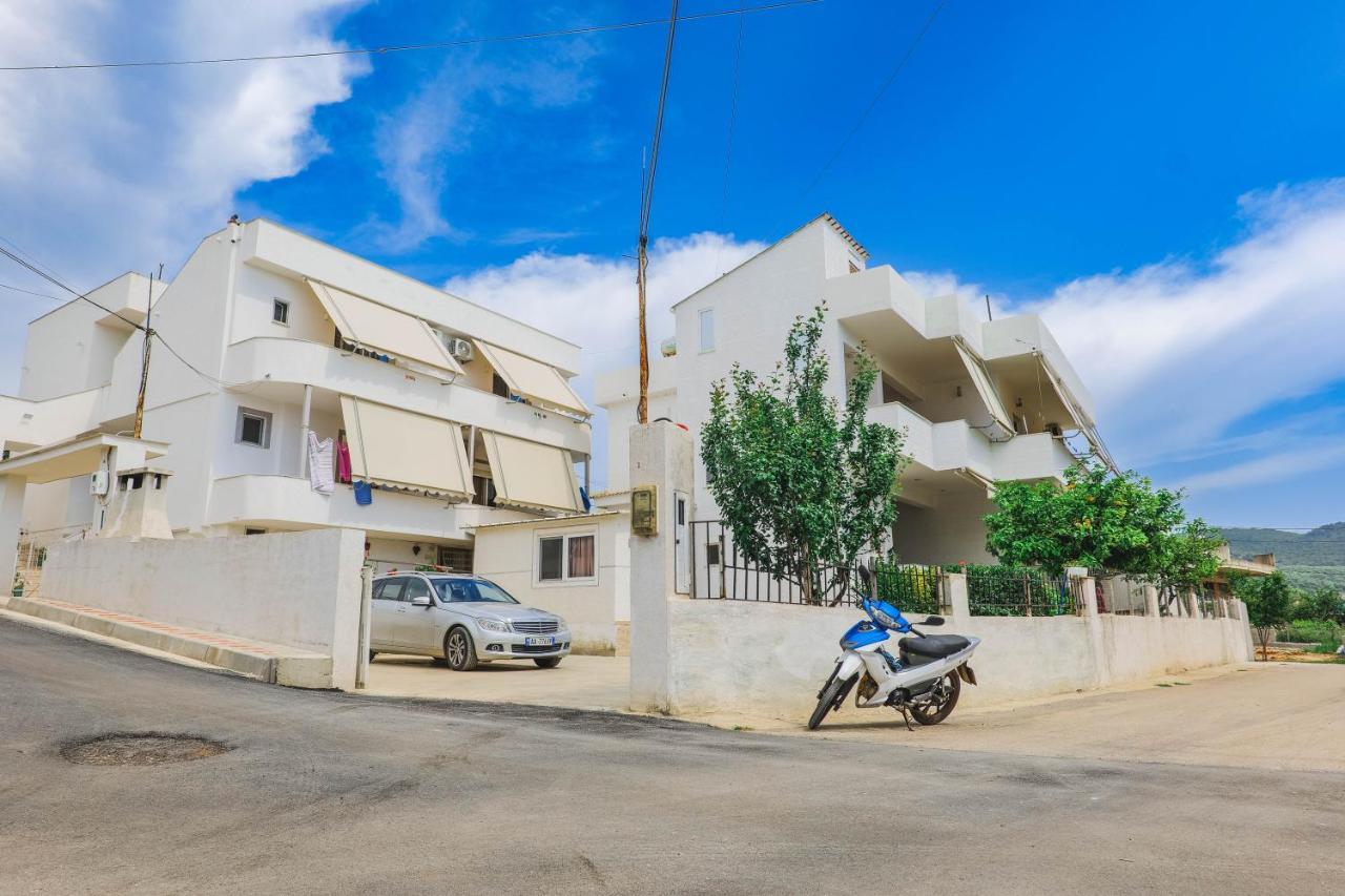 Vila Fredi Ksamil Exterior foto